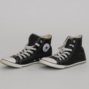 Converse Black Leather Sneaker